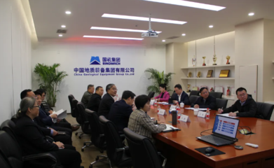國機(jī)集團(tuán)黨委常委、副總經(jīng)理洪蛟到中地裝調(diào)研