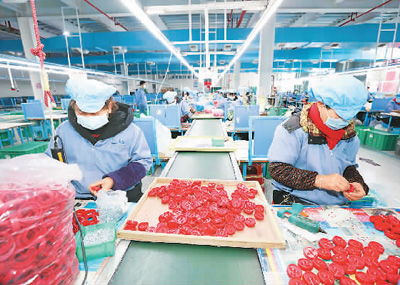 推動(dòng)金融機(jī)構(gòu)向?qū)嶓w經(jīng)濟(jì)讓利 銳財(cái)經(jīng)